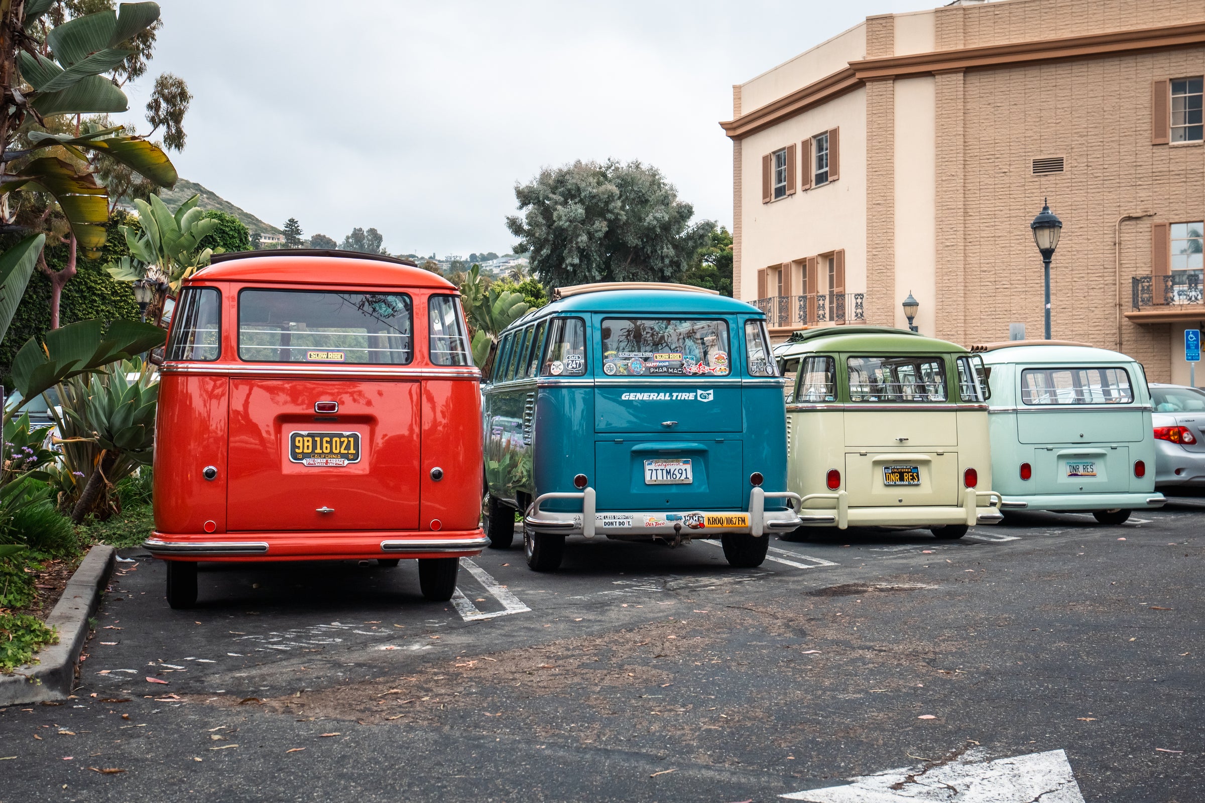 Busses By The Pier 24'