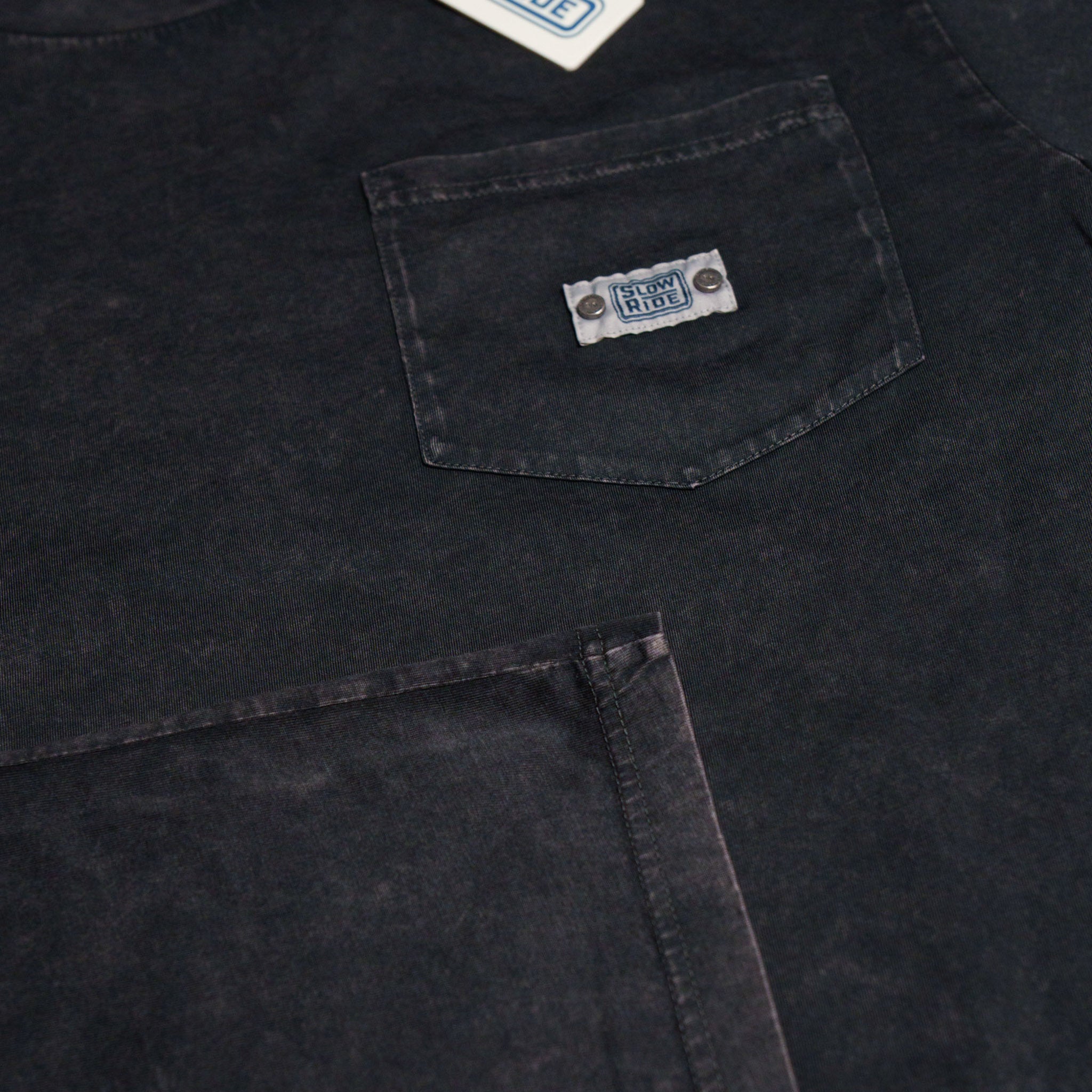 SR Essential Pocket L/S Tee - Slow Ride